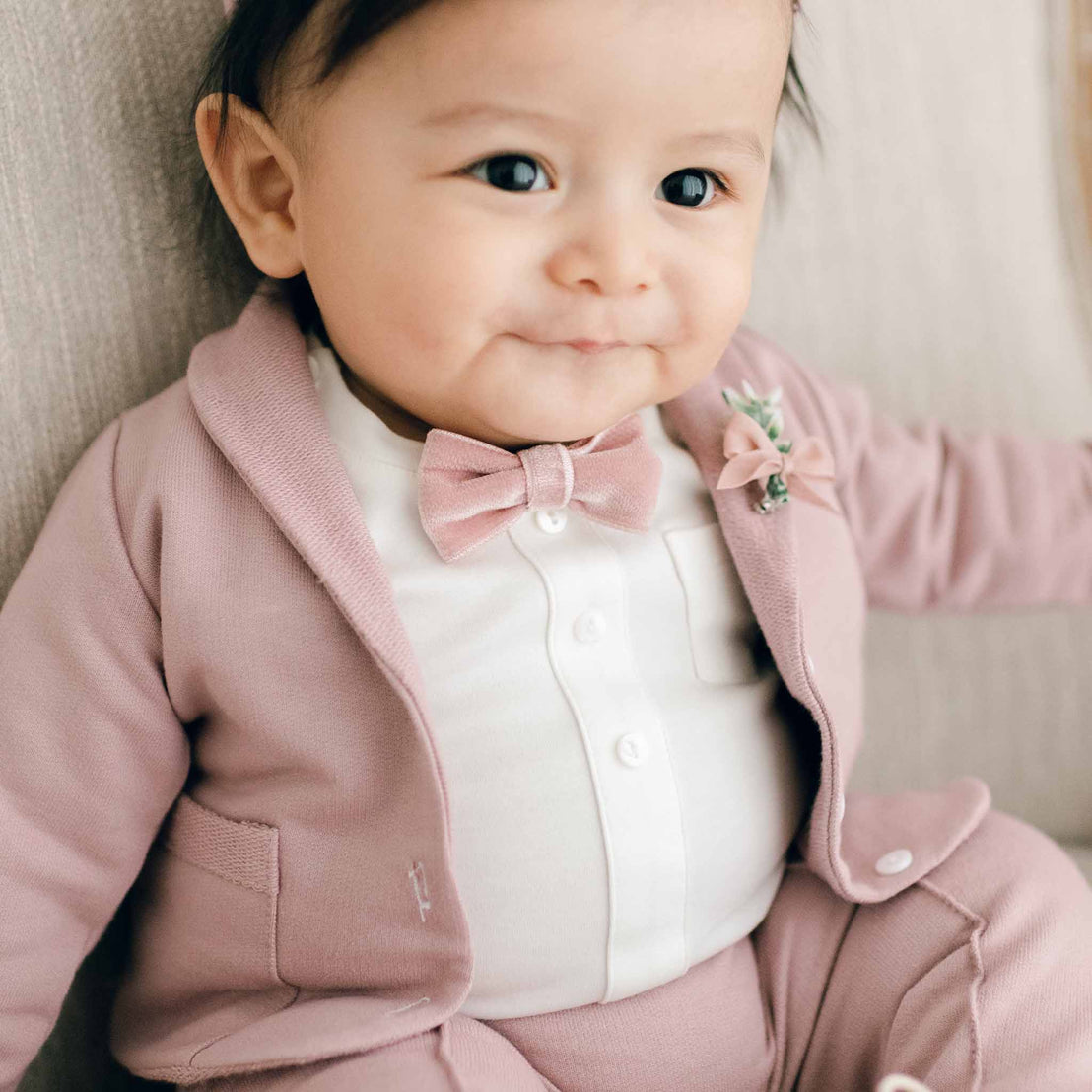 Bow tie with suit close up