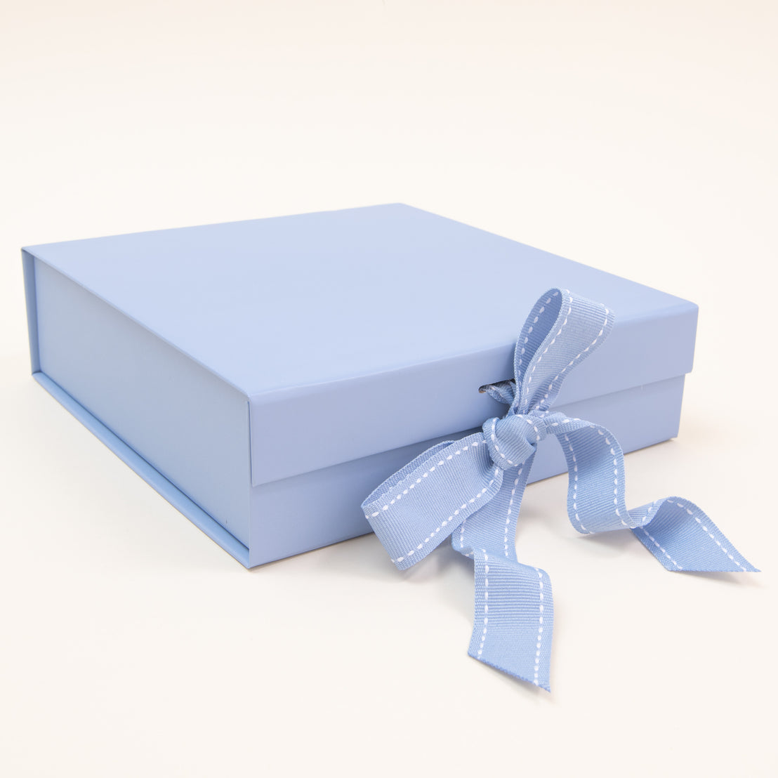 Gift Wrap | Small Gift Box with Bow